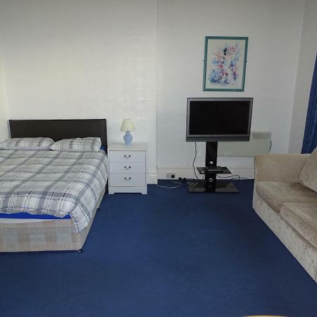 בלקפול Beeton Villas Holiday Apartments מראה חיצוני תמונה