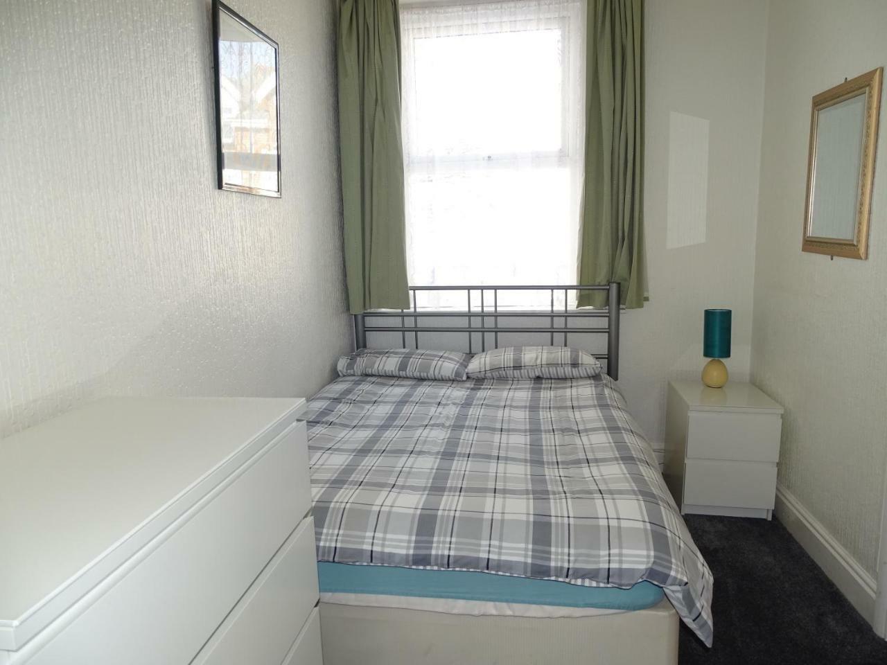 בלקפול Beeton Villas Holiday Apartments מראה חיצוני תמונה