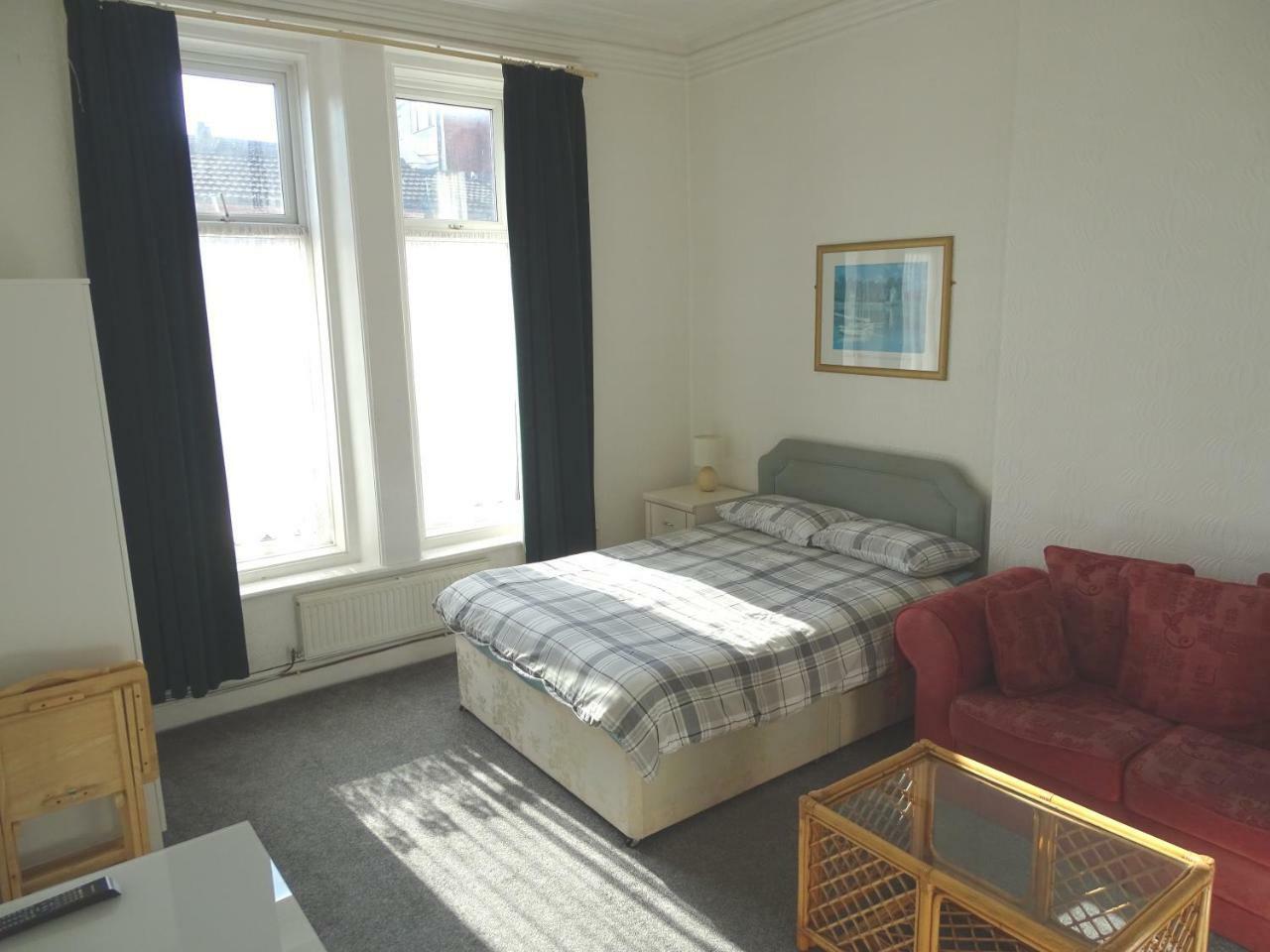 בלקפול Beeton Villas Holiday Apartments מראה חיצוני תמונה