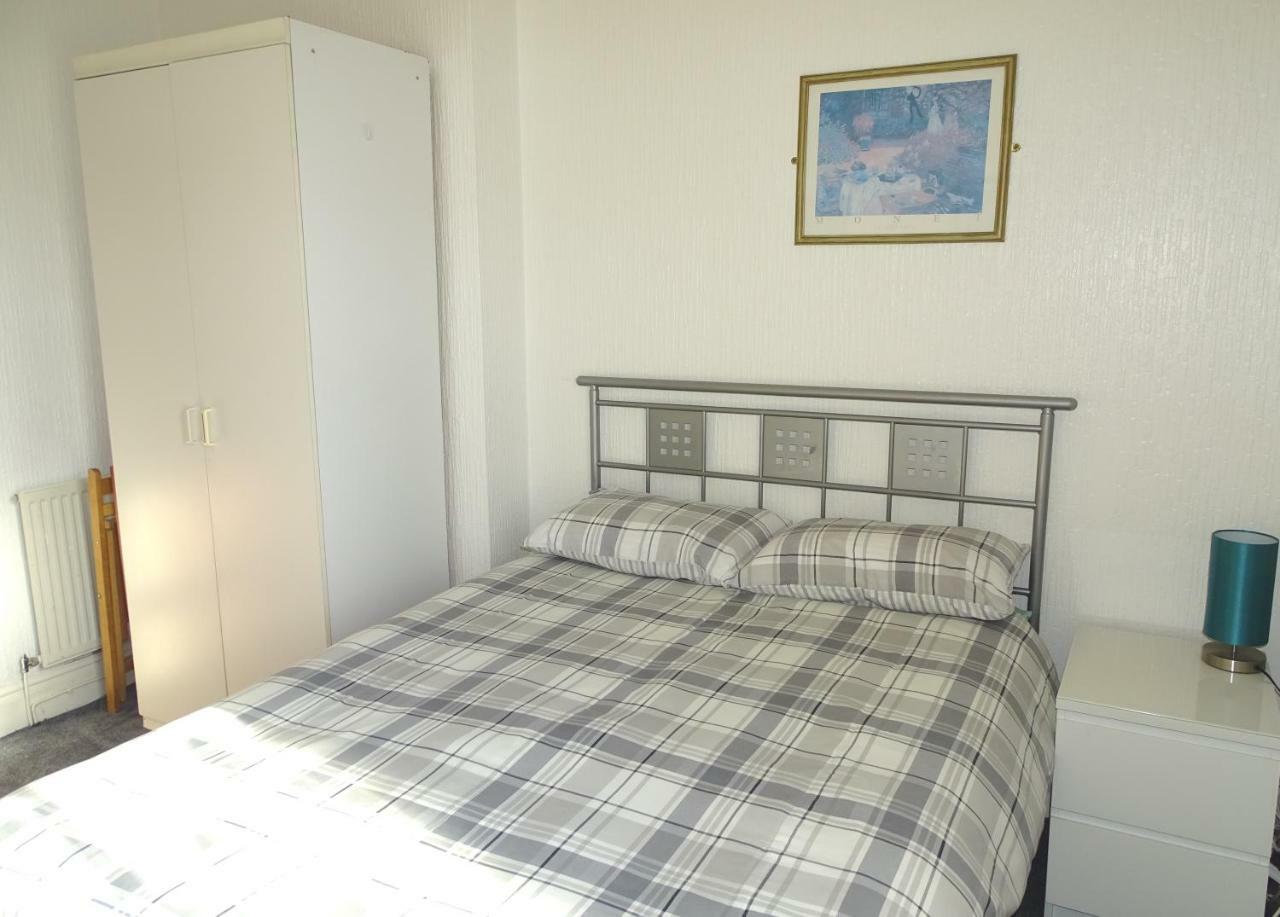 בלקפול Beeton Villas Holiday Apartments מראה חיצוני תמונה