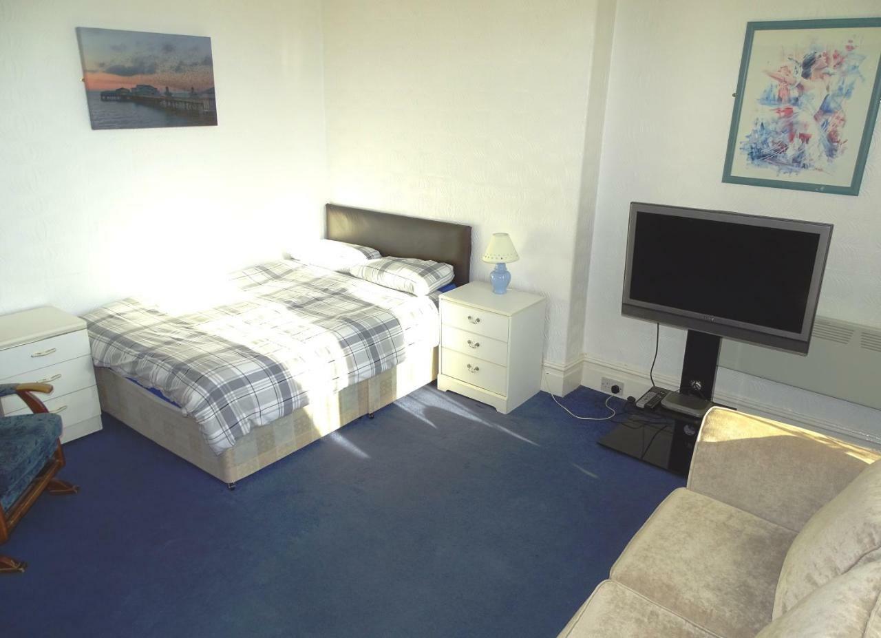 בלקפול Beeton Villas Holiday Apartments מראה חיצוני תמונה